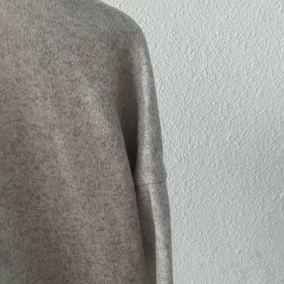 Old Navy Kid’s Pullover - Picture 7 of 7